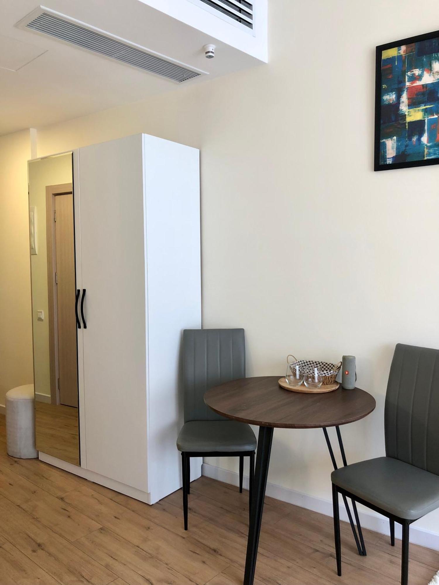 White Apartment Batumi Exterior photo